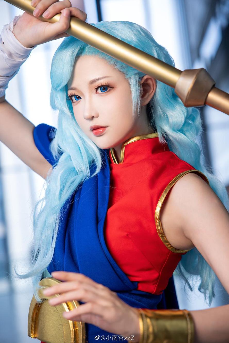 南宫cos崩坏三精心制作的cosplay作品，绝对是最美的风景线